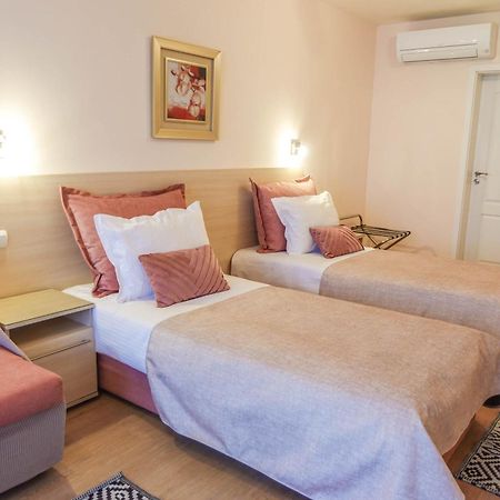 Hotel Acropolis Варна Экстерьер фото